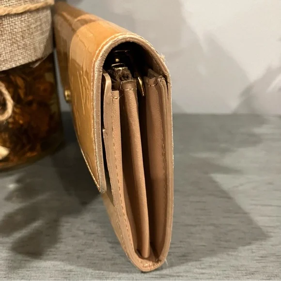 Louis Vuitton Tan Wallet - Picture 5 of 11
